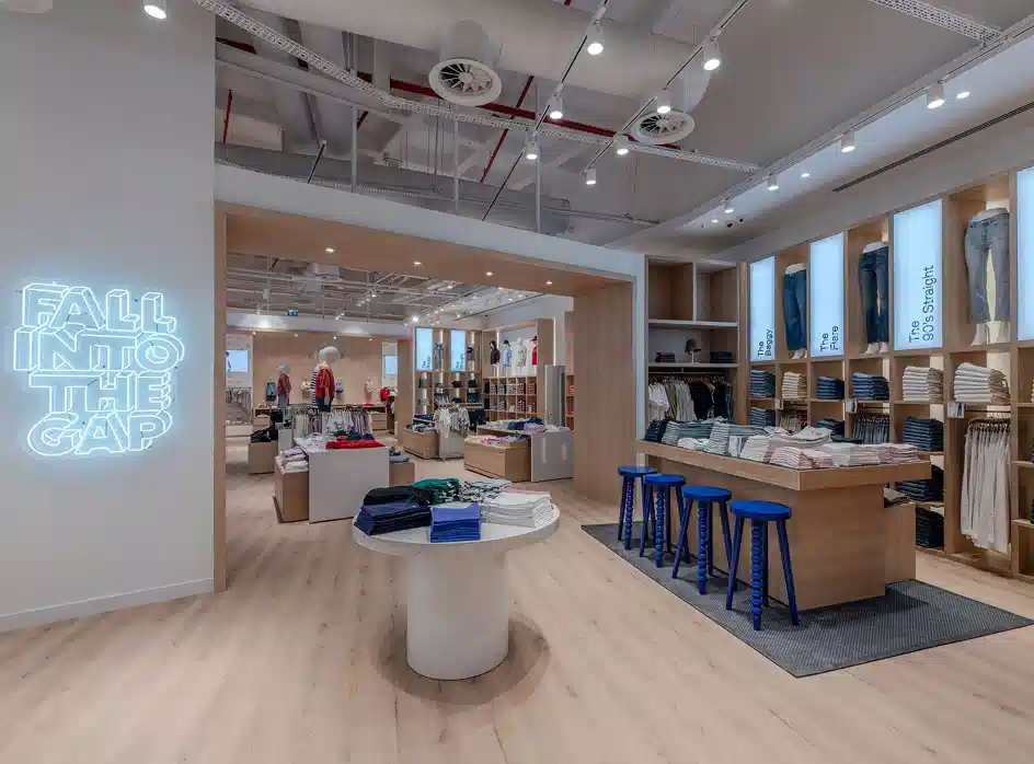 Gap Vadistanbul, Gap’in global yeni mağaza konseptiyle kapılarını açtı.